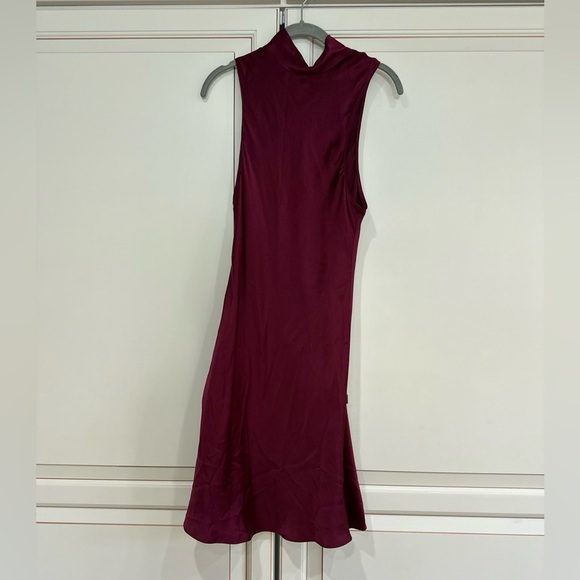 AMANDA UPRICHARD 
X Colter Mini Dress In Burgundy (D10) - Picture 6 of 9